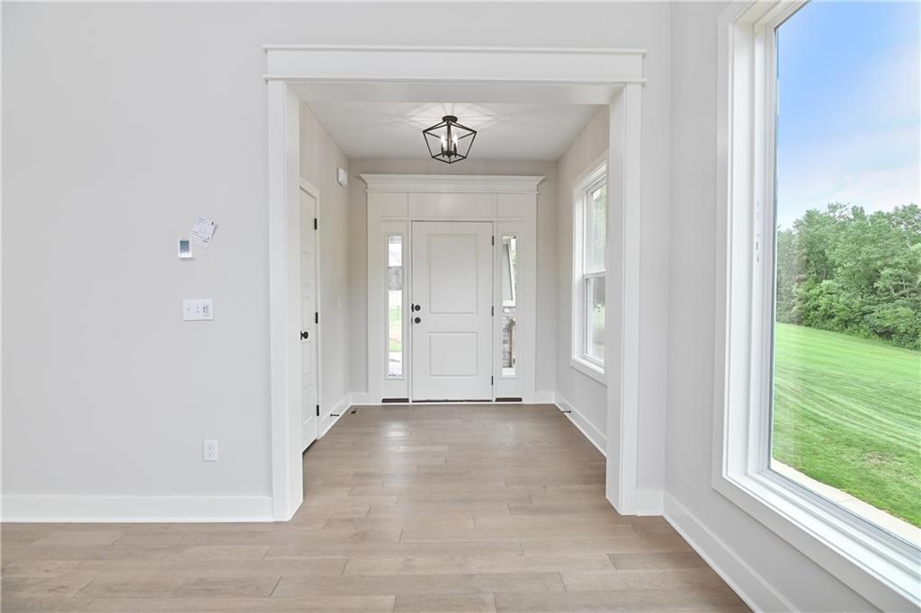 5906 Mccormick Drive Property Photo 4