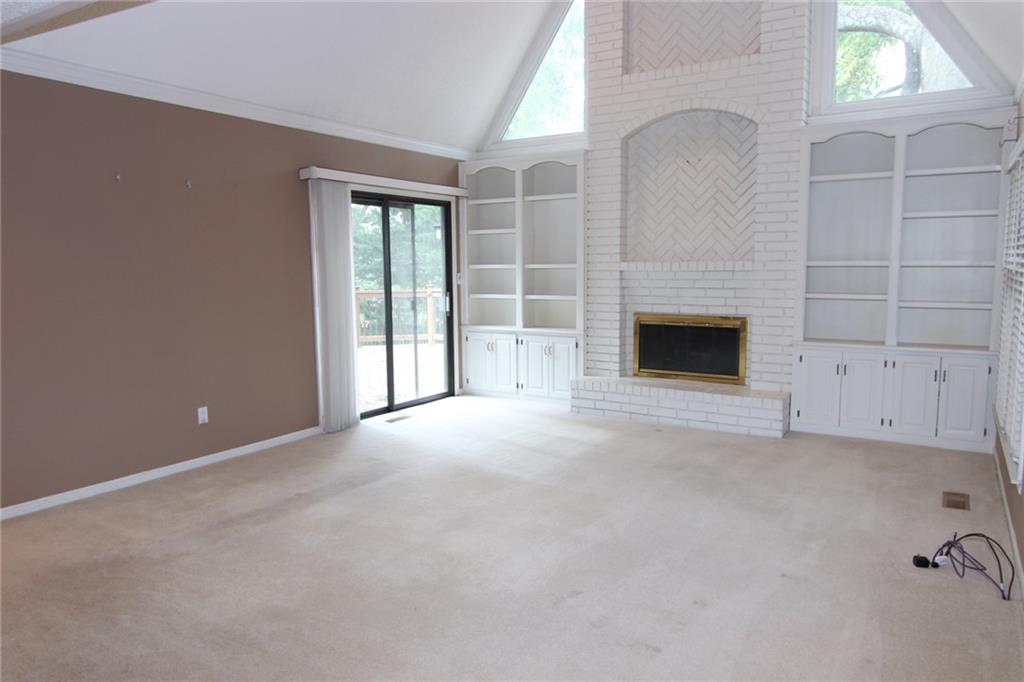 12817 W 116th Street Property Photo 4