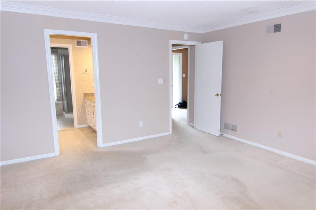 12817 W 116th Street Property Photo 9