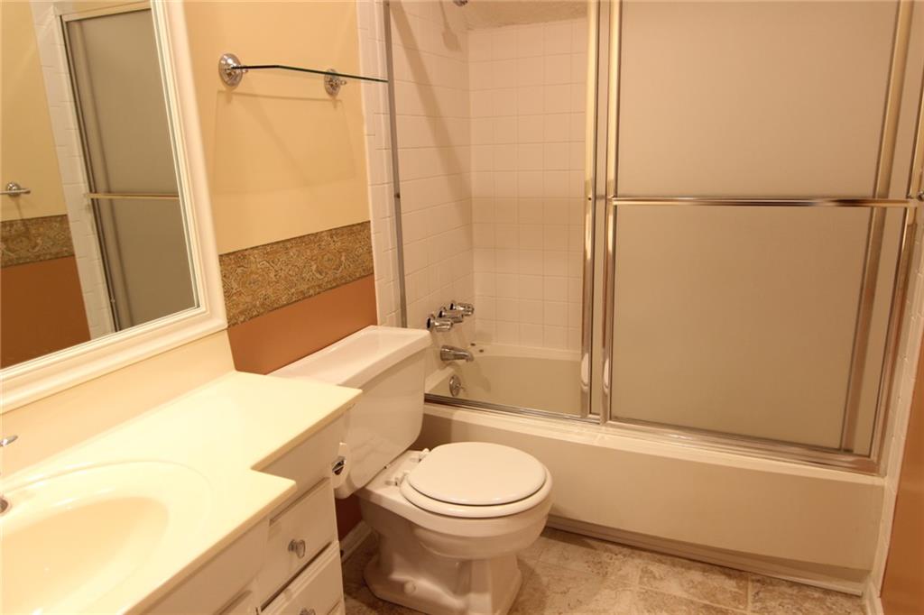12817 W 116th Street Property Photo 22
