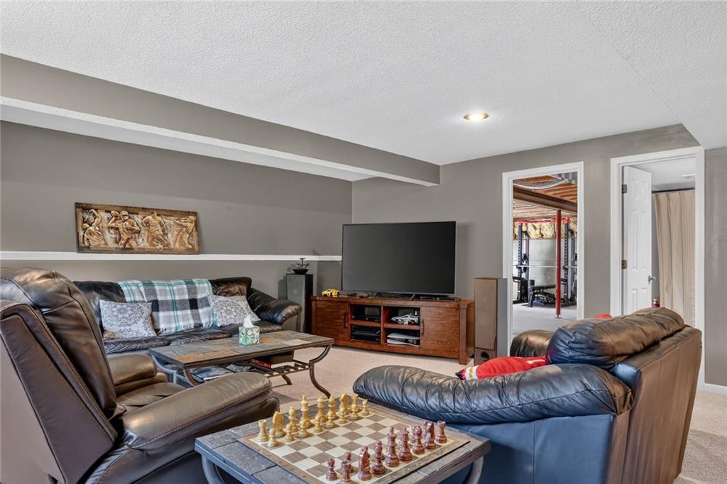 6101 Lakecrest Drive Property Photo 25