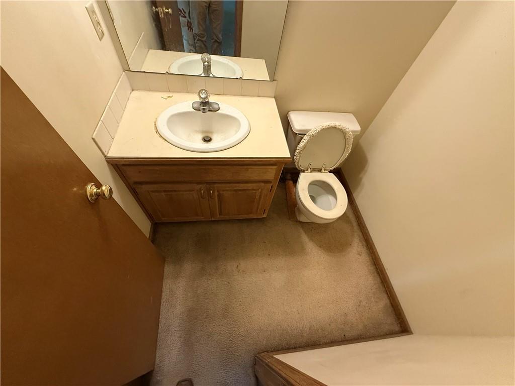 1101 Somerset Circle Property Photo 6