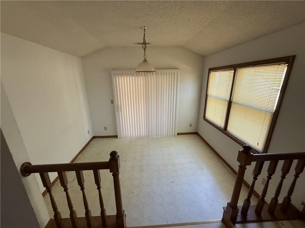 1101 Somerset Circle Property Photo 7