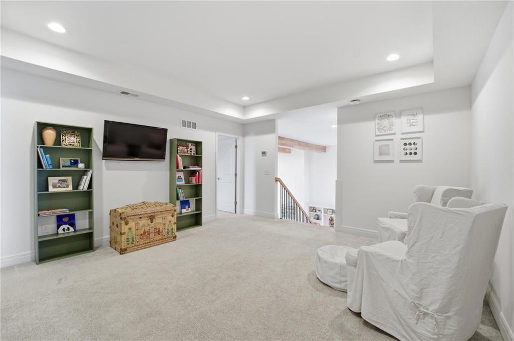 12209 W 157th Terrace Property Photo 35