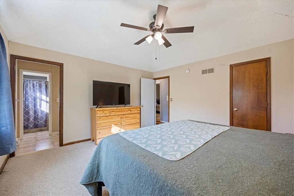 300 Johnston Drive Property Photo 15