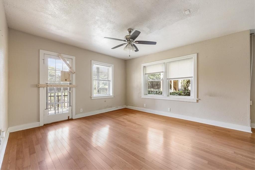 3820 Walnut Street Property Photo 3