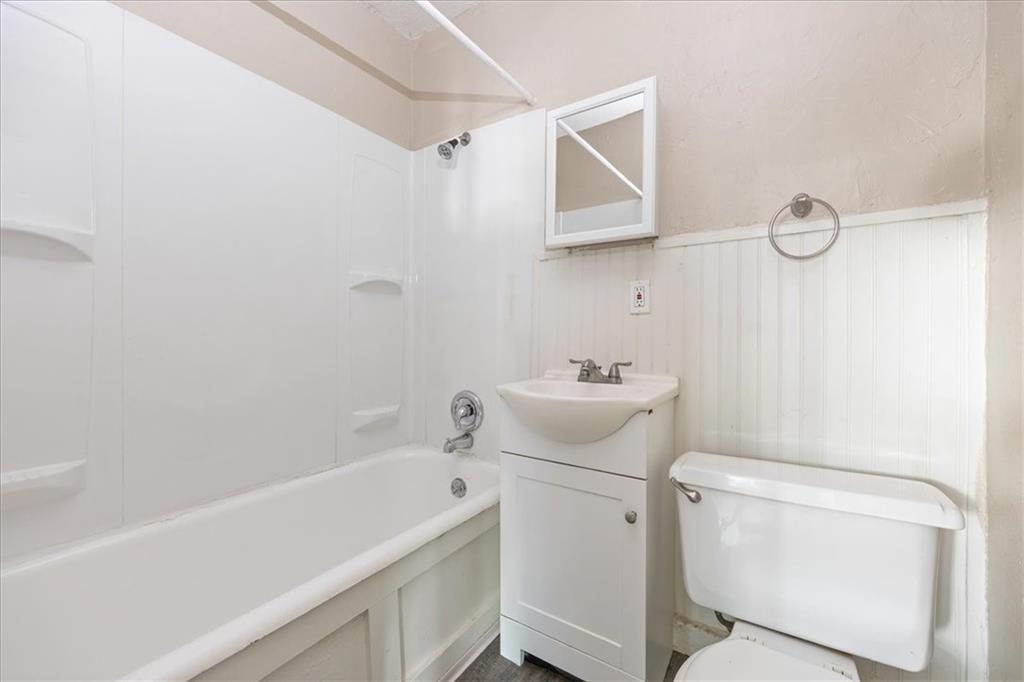 3820 Walnut Street Property Photo 9