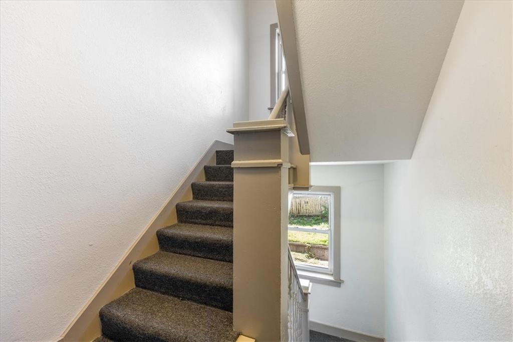 3820 Walnut Street Property Photo 10