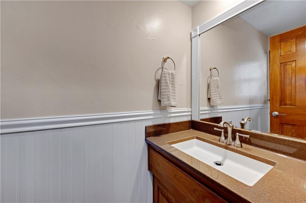 1013 Se Greenridge Drive Property Photo 16