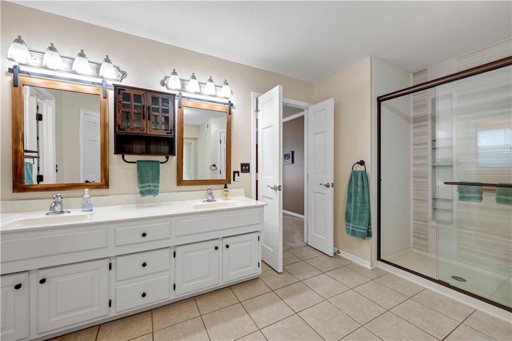 1013 Se Greenridge Drive Property Photo 20