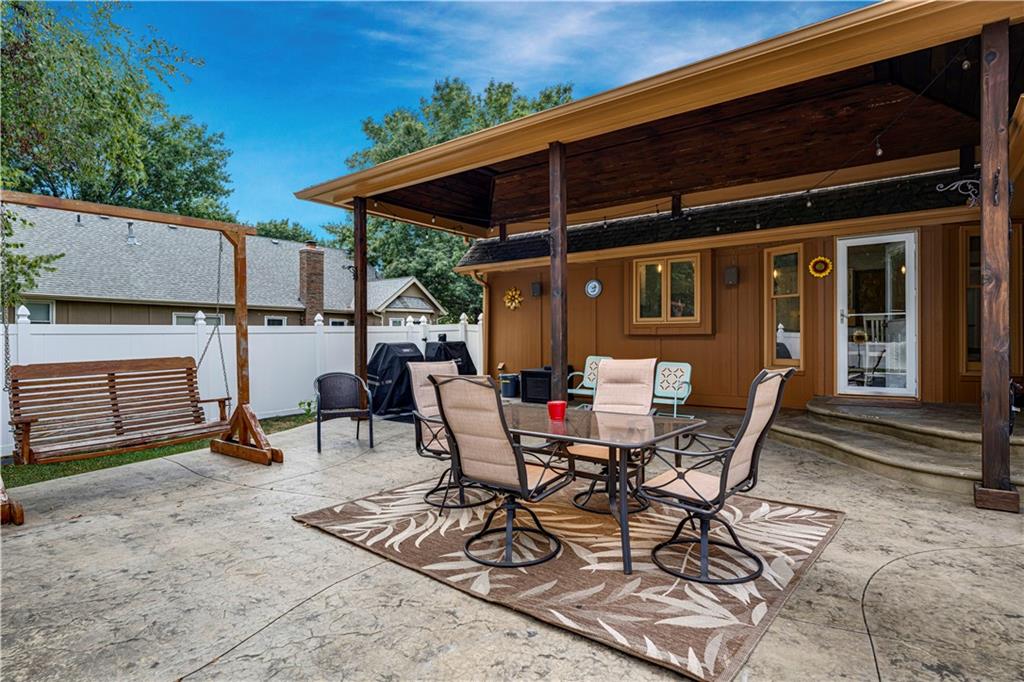 1013 Se Greenridge Drive Property Photo 44