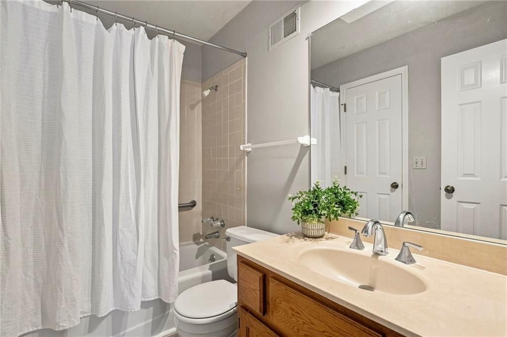 11617 W 113 Street Property Photo 17