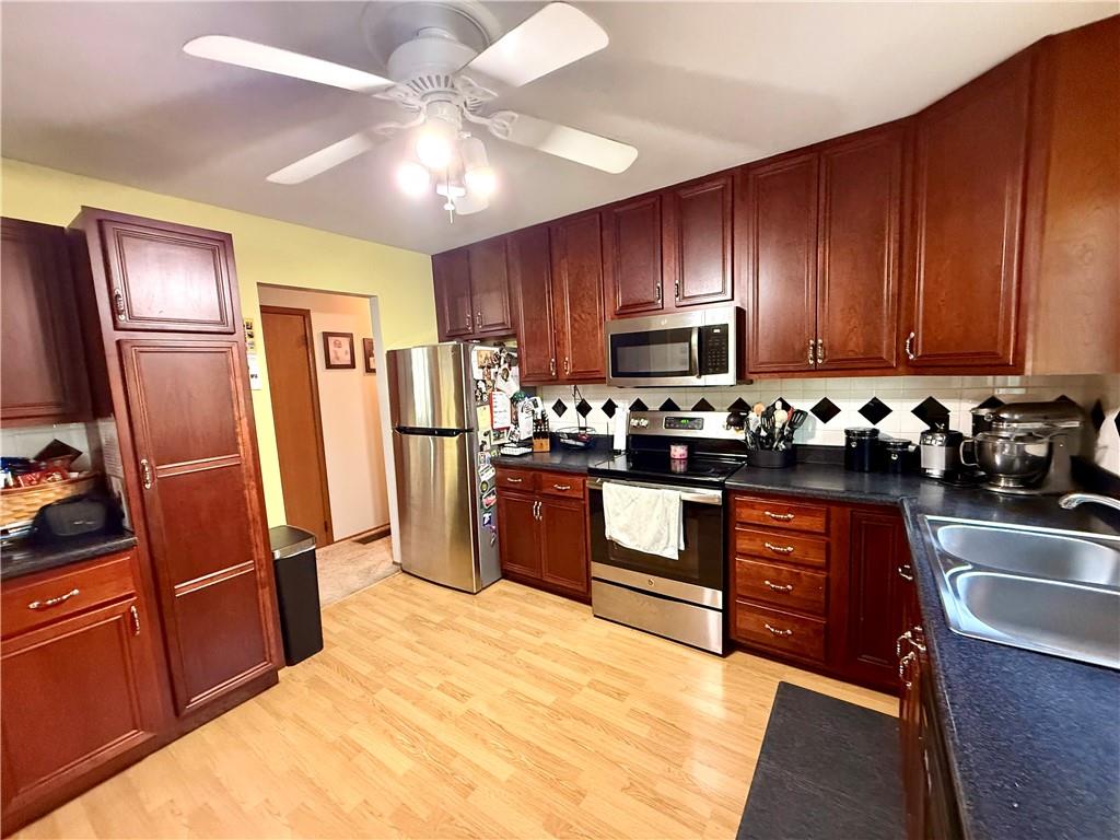 1229 Crestview Drive Property Photo 5