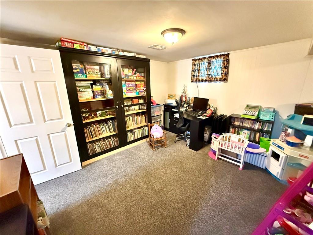 1229 Crestview Drive Property Photo 10