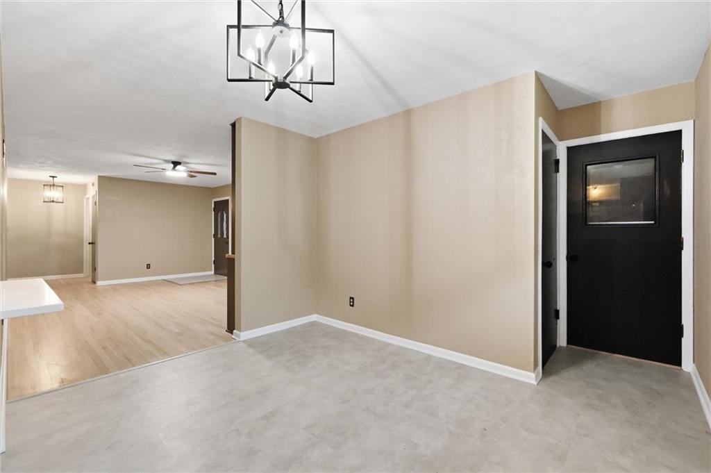 2806 N River Boulevard Property Photo 10