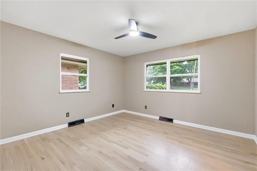 2806 N River Boulevard Property Photo 18