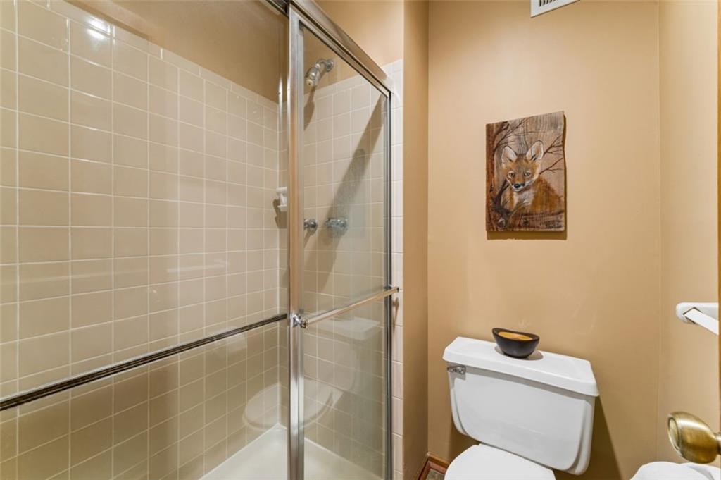 5124 W 62nd Street Property Photo 20