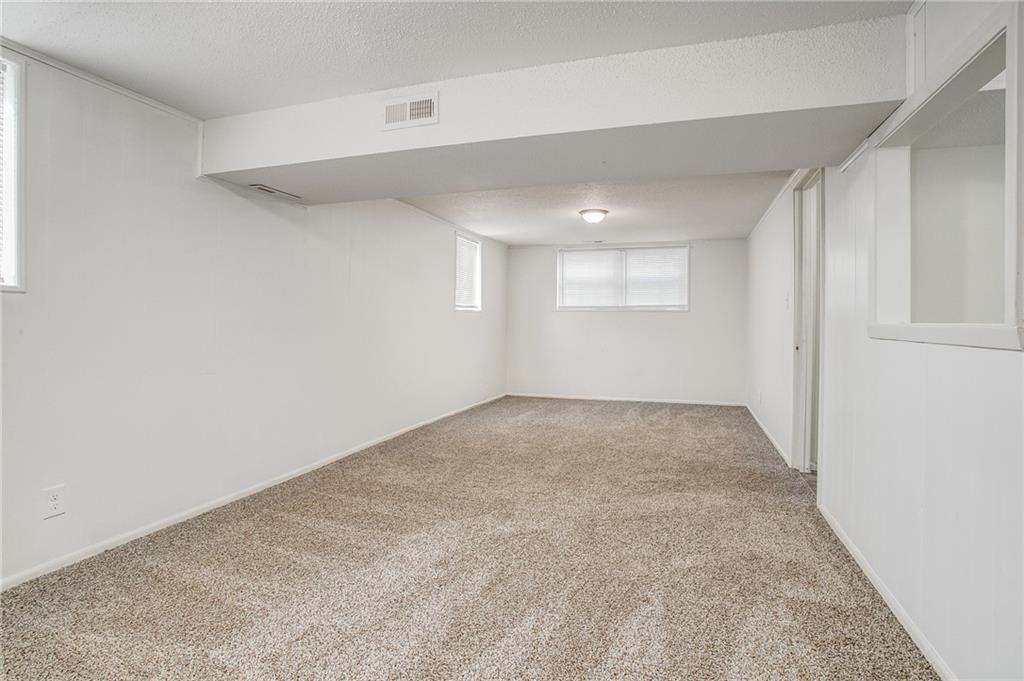 605 Ne Lynn Street Property Photo 26