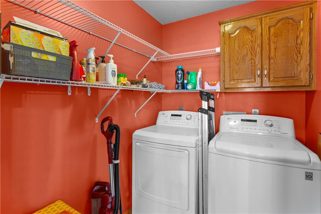 2724 Se Nottingham Drive Property Photo 17