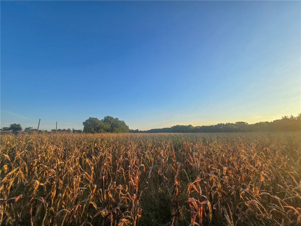 4 Highway Property Photo 18