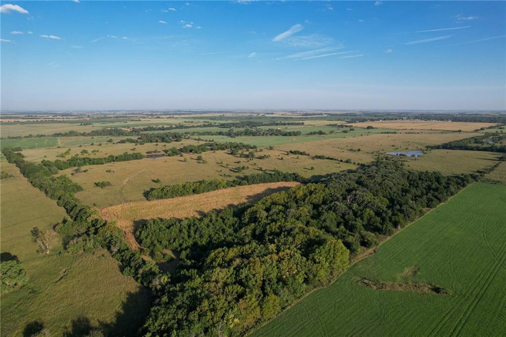 4 Highway Property Photo 35