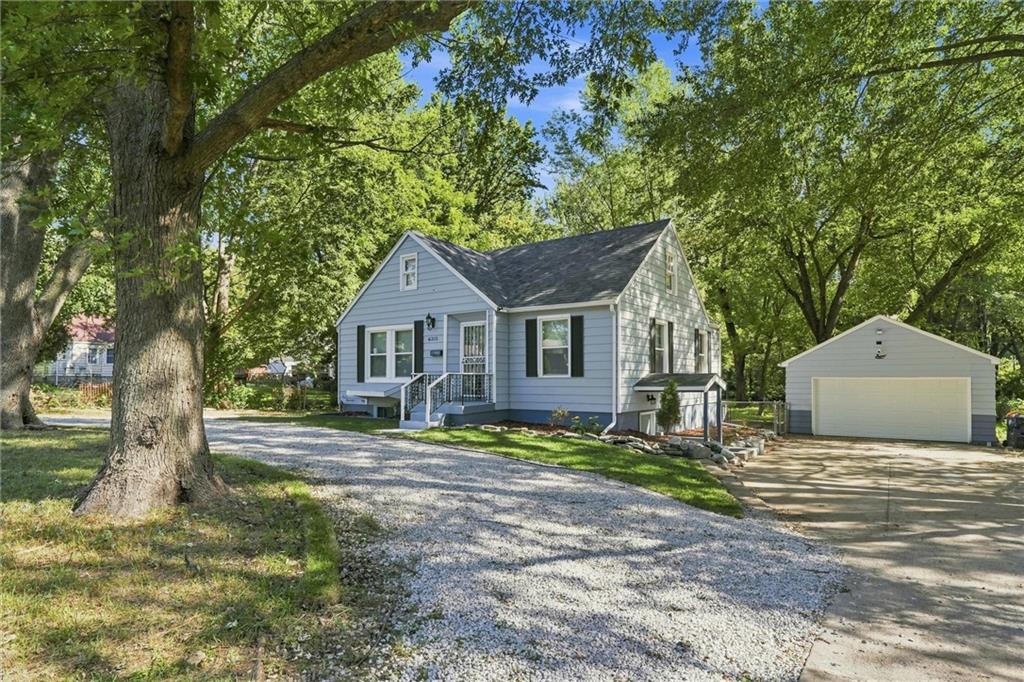 6315 E Red Bridge Road Property Photo 2