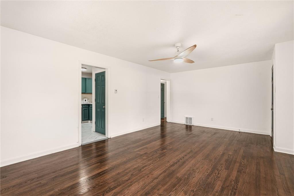 6315 E Red Bridge Road Property Photo 8