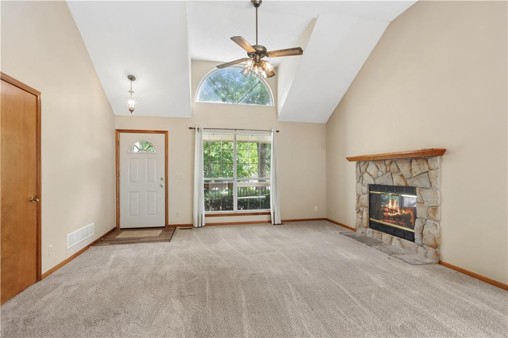 1201 N Sunset Drive Property Photo 5
