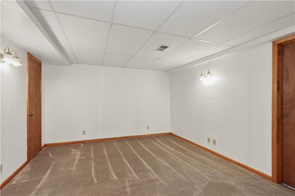 1201 N Sunset Drive Property Photo 19