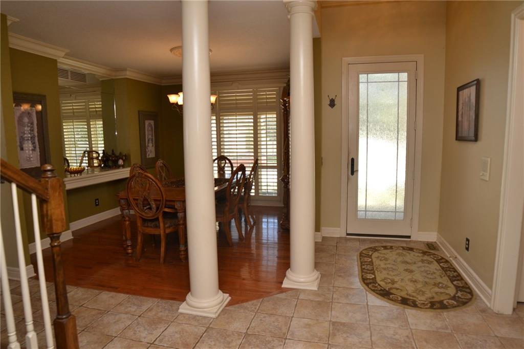 6328 N Spruce Avenue Property Photo 8