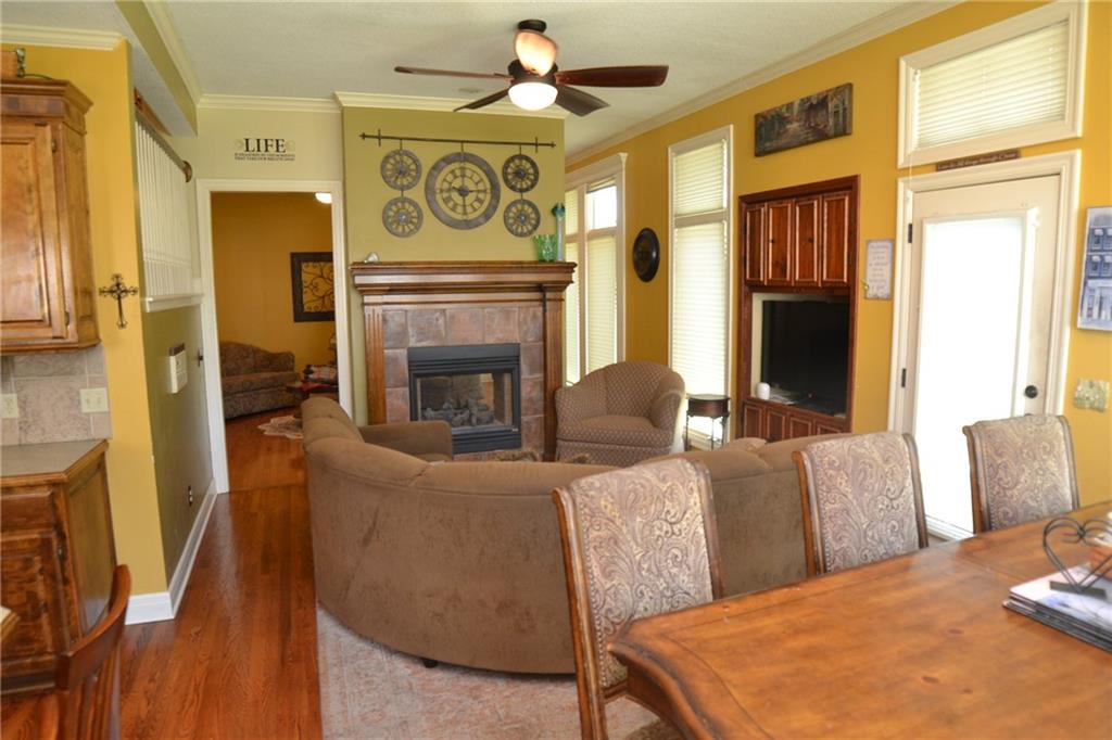 6328 N Spruce Avenue Property Photo 17