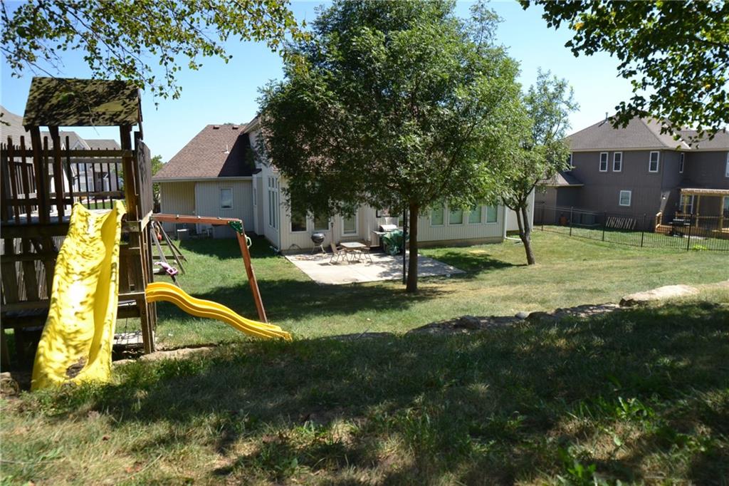 6328 N Spruce Avenue Property Photo 73