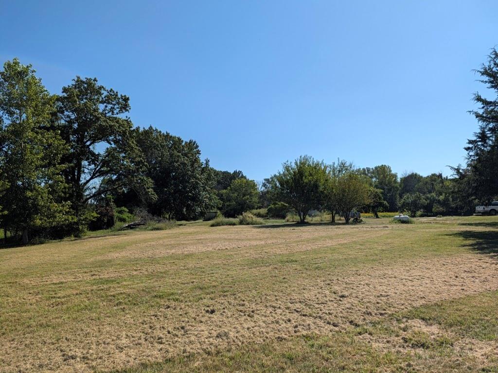 S Cave Road Property Photo 2