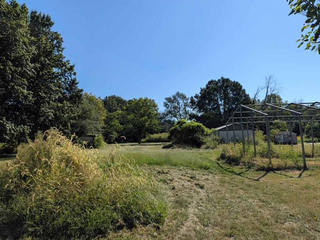 S Cave Road Property Photo 4