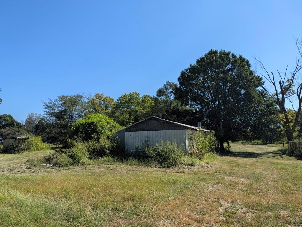 S Cave Road Property Photo 6