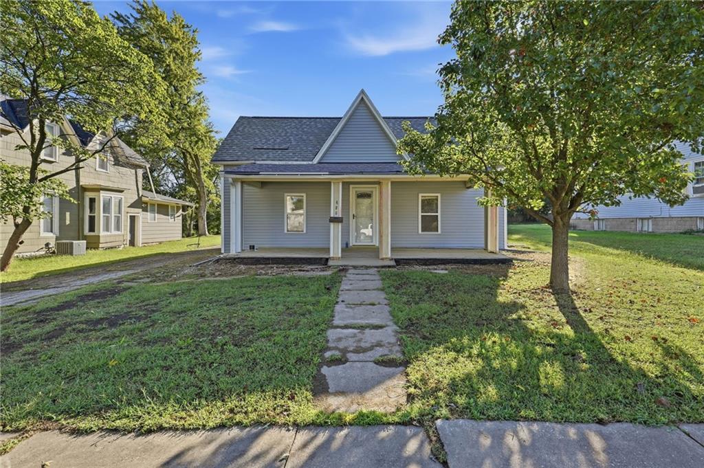 406 S 3rd Street Property Photo 2
