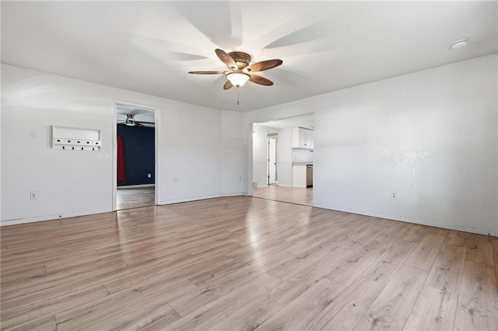 406 S 3rd Street Property Photo 10