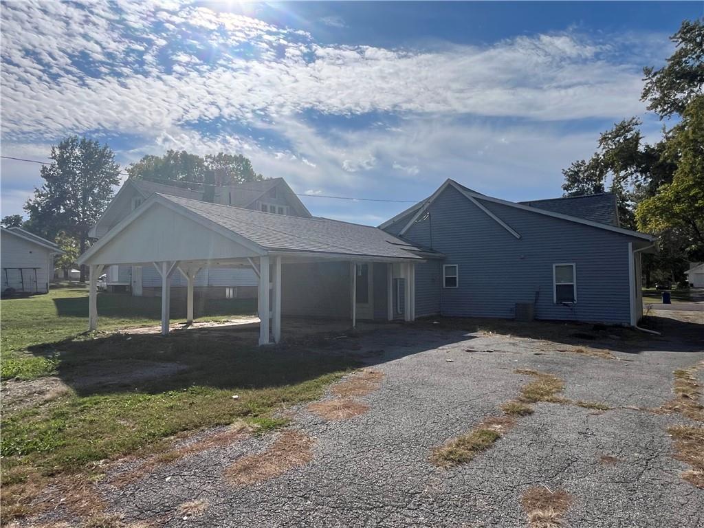 406 S 3rd Street Property Photo 28