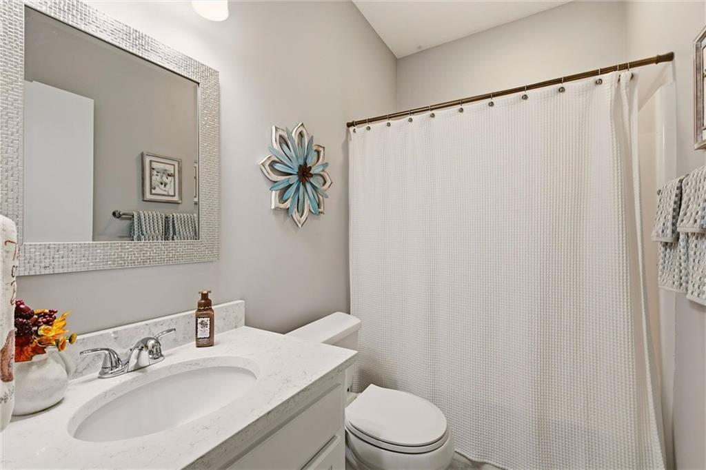 1890 Fall Creek Drive Property Photo 20