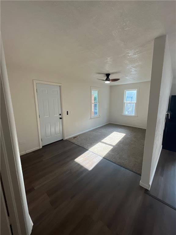 509 E North Street Property Photo 4