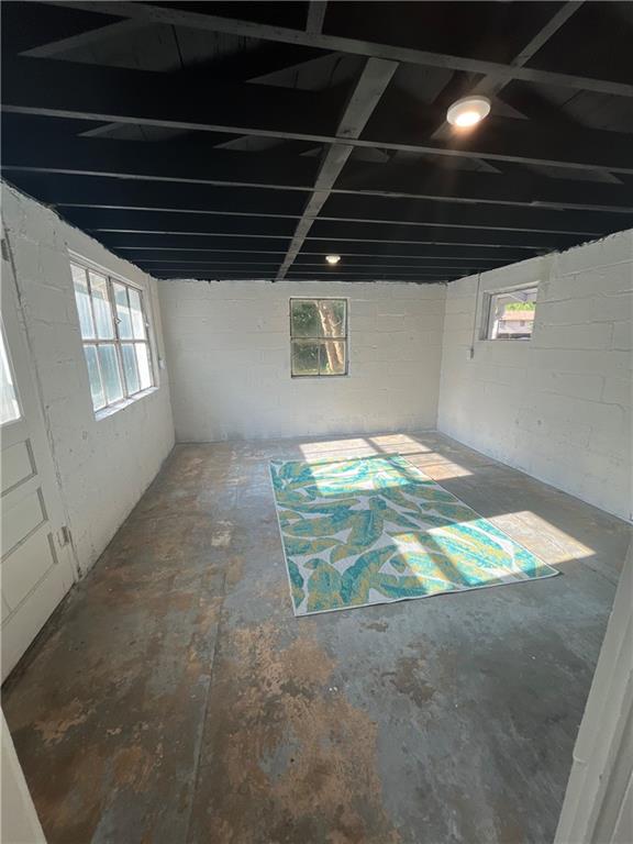 509 E North Street Property Photo 13