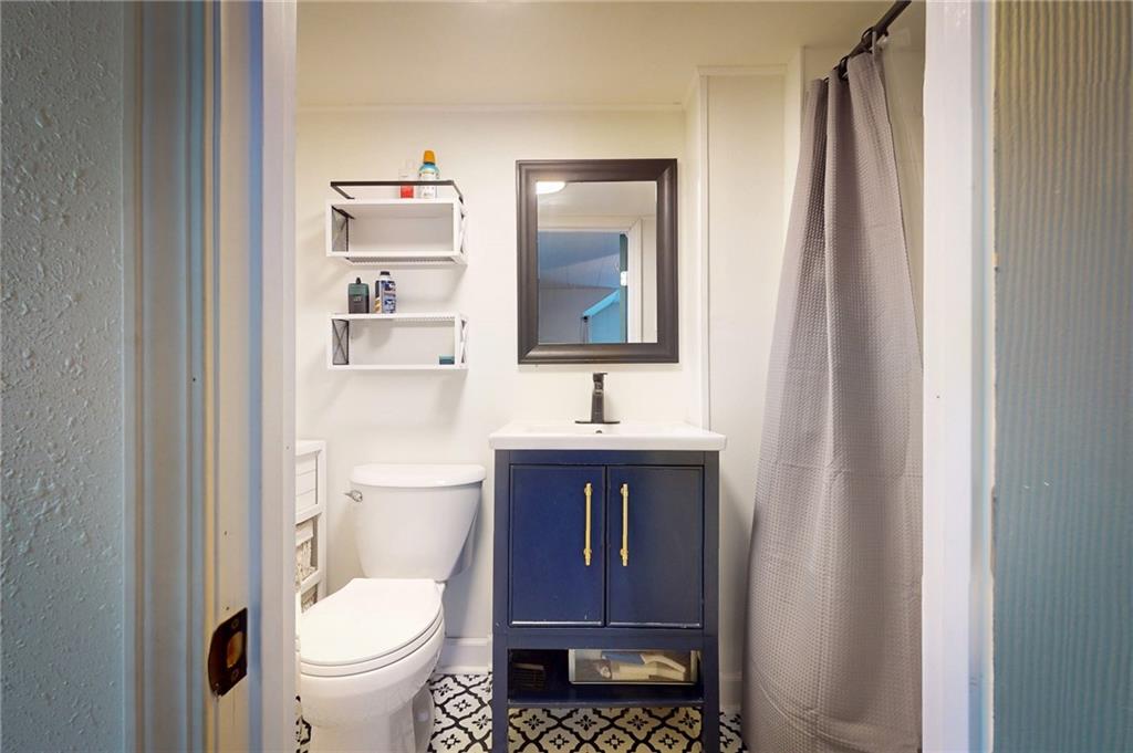 1204 Olive Street Property Photo 29