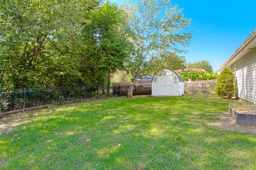 603 Creek Ridge Drive Property Photo 24