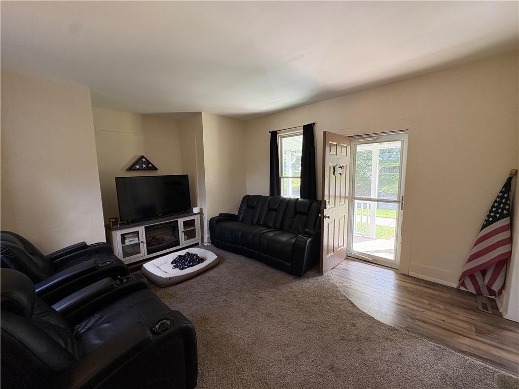 805 W Main Street Property Photo 6