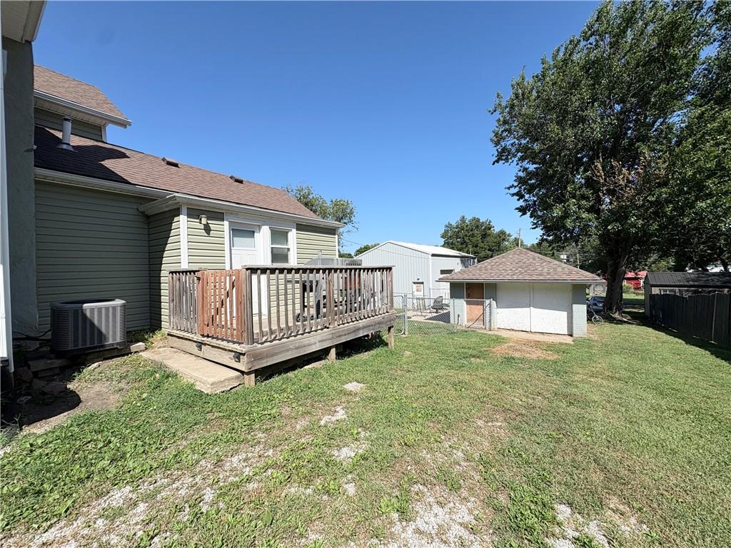 805 W Main Street Property Photo 22
