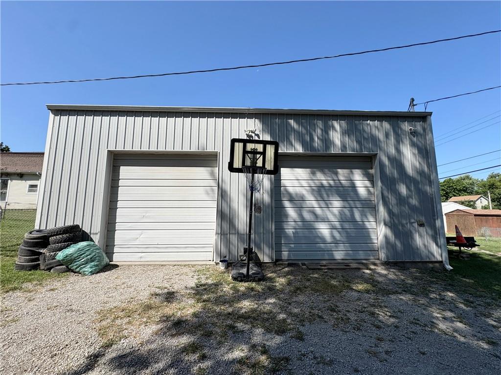 805 W Main Street Property Photo 23