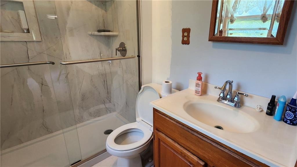 401 Biddle Street Property Photo 4