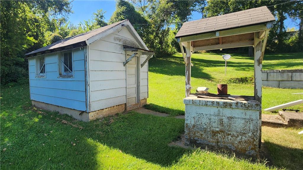 401 Biddle Street Property Photo 19