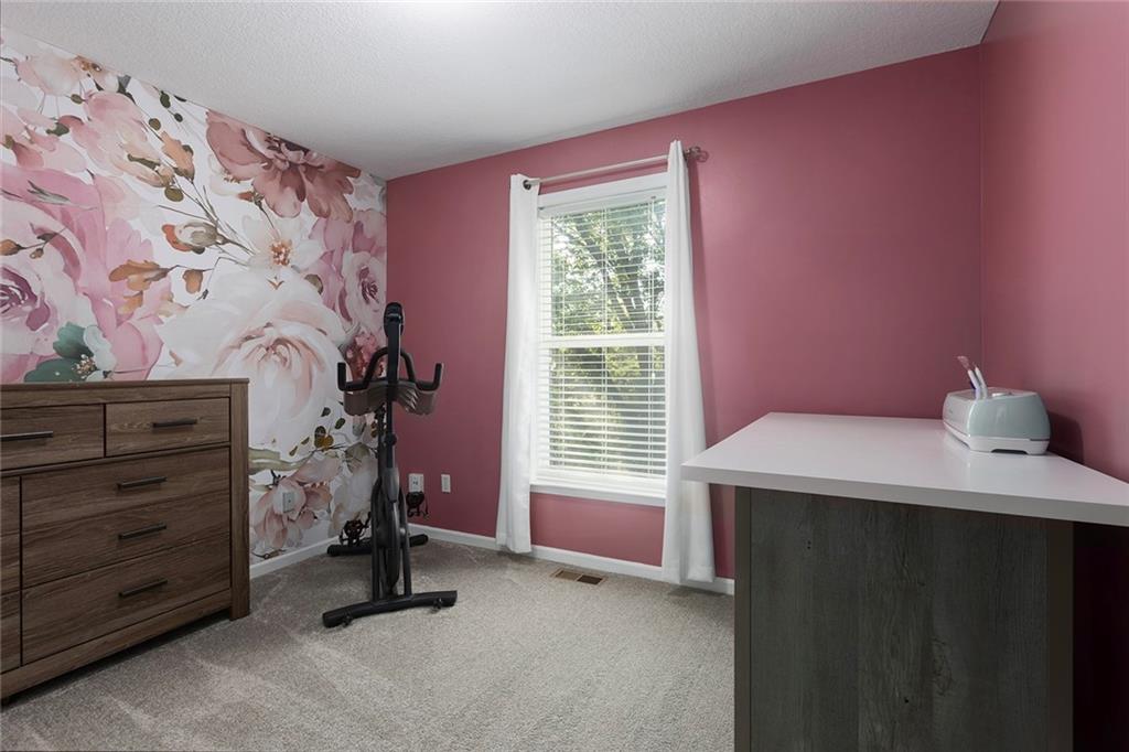 207 Lakeview Drive Property Photo 16