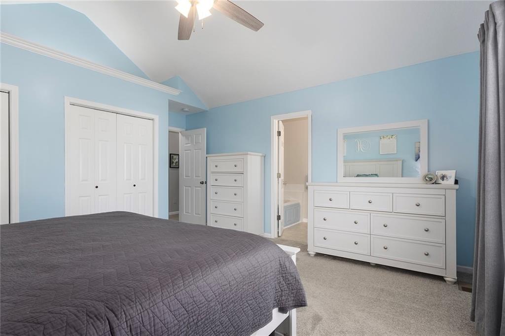 207 Lakeview Drive Property Photo 22